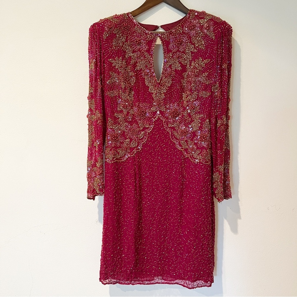 Vintage Peak Sequined Beaded Keyhole Invisible Zipper Lined Silk Dress - Picture 2 of 16